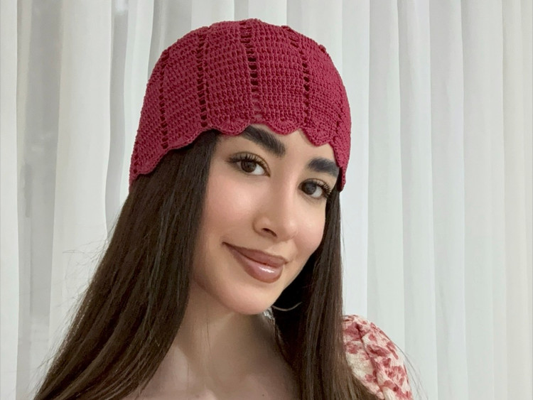 کلاه دستبافت دِلا